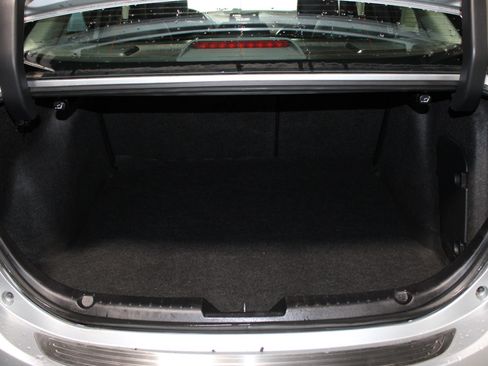 Used 2017 MAZDA MAZDA3 Touring w/ Popular Equipment Package FWD image 34