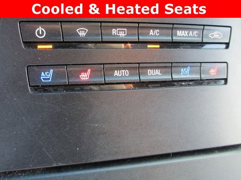 Used 2017 Lincoln MKX Reserve image 16