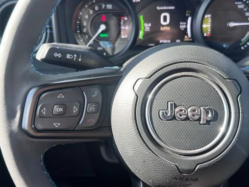 Used 2024 Jeep Wrangler Unlimited Rubicon 4xe AWD/4WD image 21