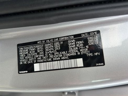 Used 2016 Volvo XC90 T6 Momentum w/ Momentum Plus Package image 16