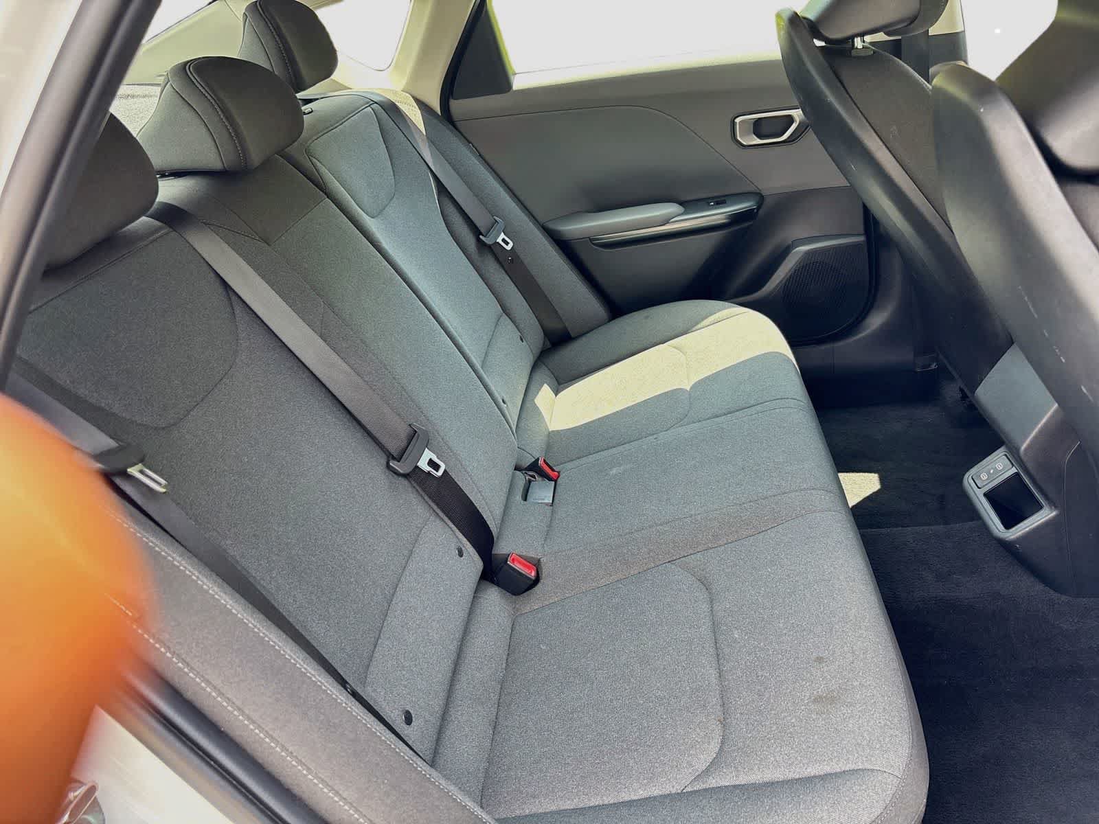 Used 2025 Kia K4 FWD image 27