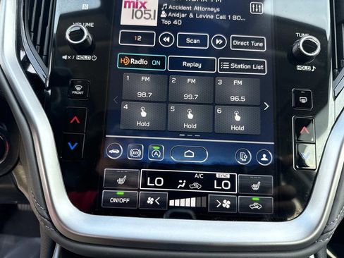 Used 2025 Subaru Outback Onyx Edition image 32