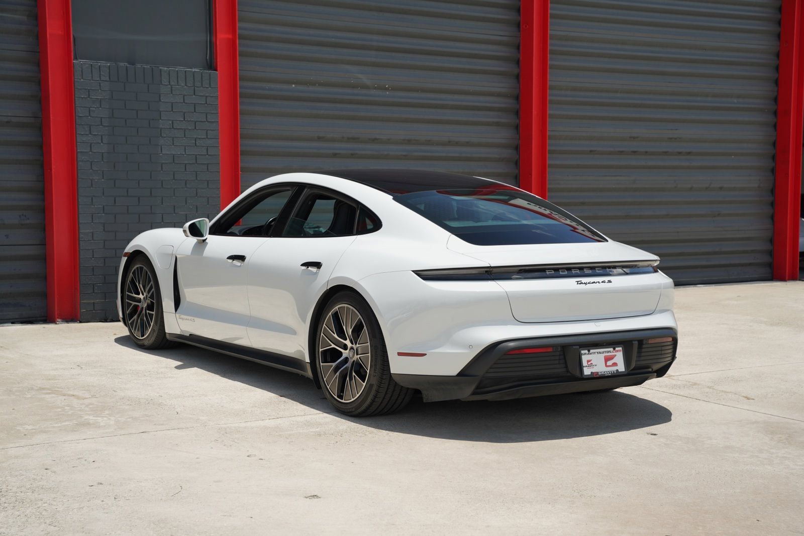 Used 2022 Porsche Taycan 4S AWD/4WD image 16