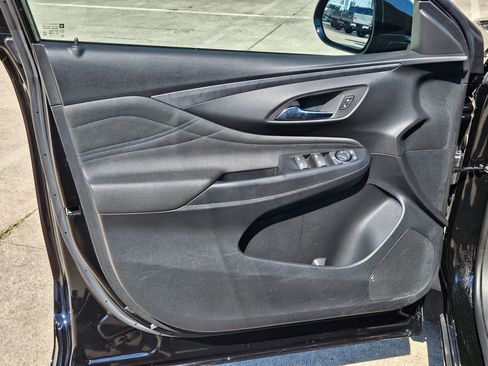 Used 2025 Buick Envista Sport Touring FWD image 14