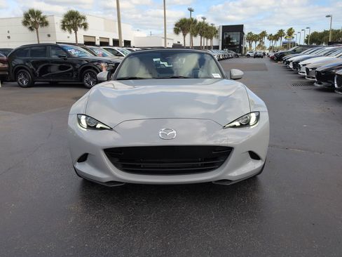 New 2026 MAZDA MX-5 Miata Grand Touring RWD image 9