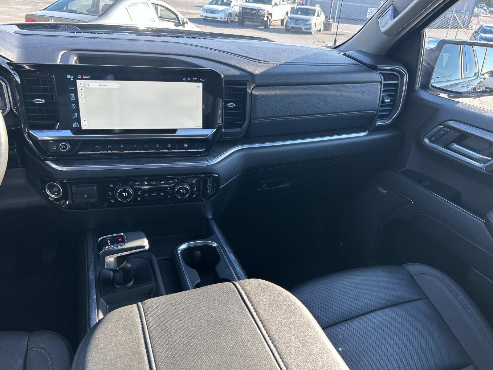 Used 2024 Chevrolet Silverado 1500 LTZ AWD/4WD image 27