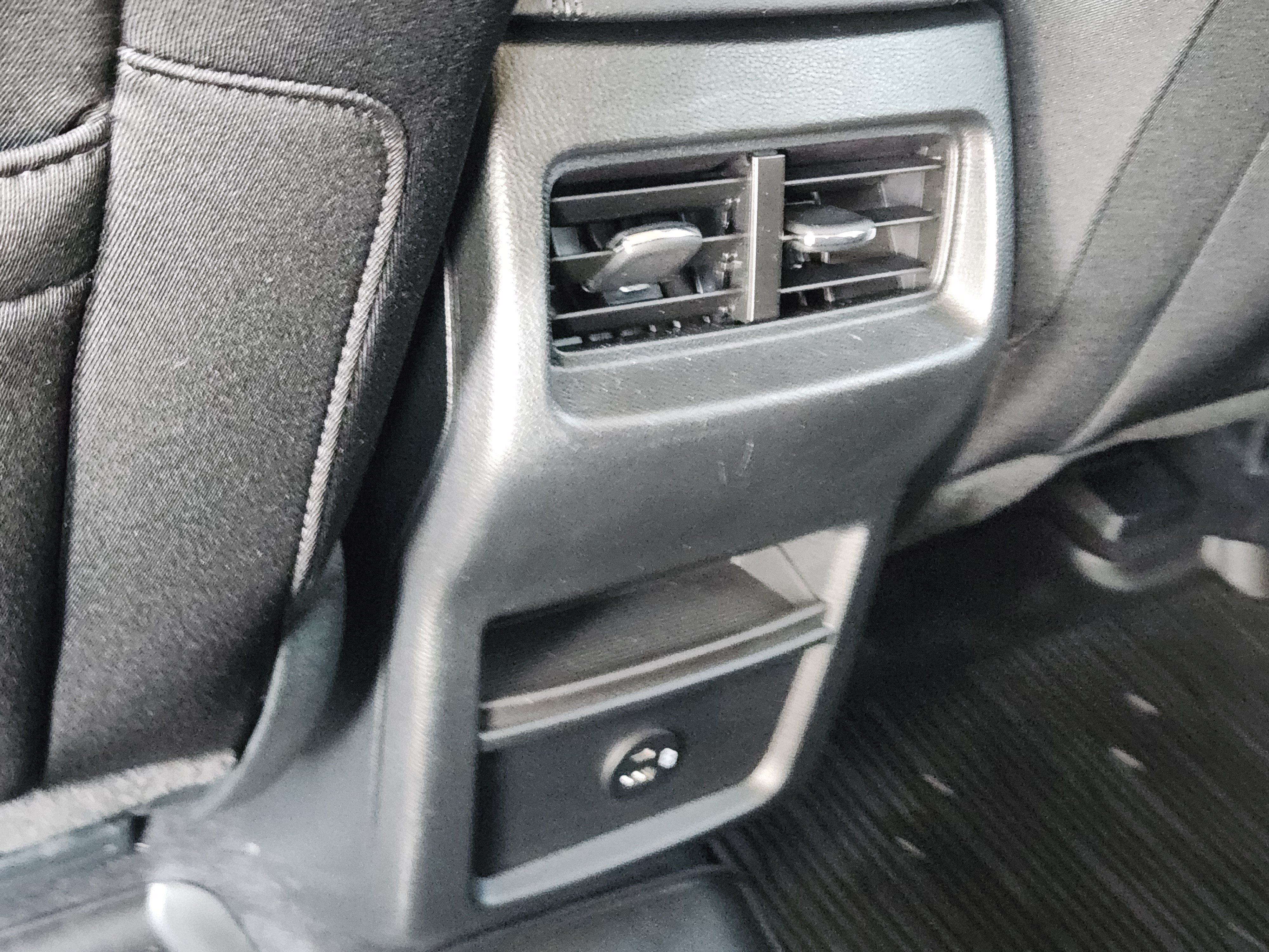 Used 2022 Ford Edge SE AWD/4WD image 37