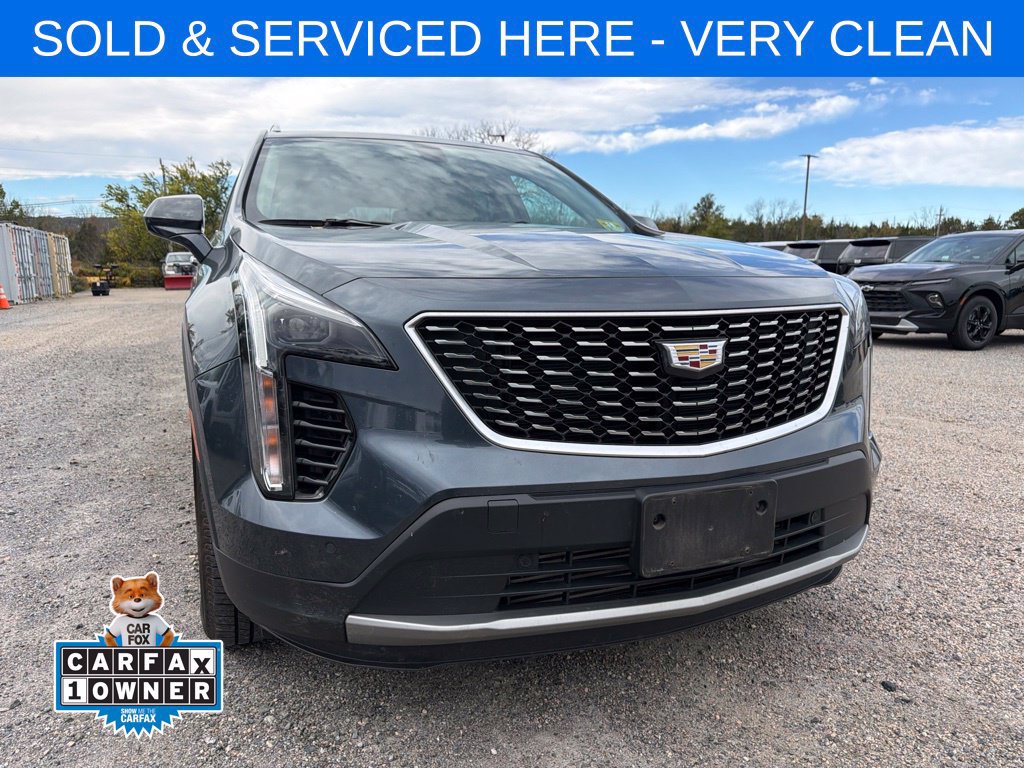 Used 2019 Cadillac XT4 Premium Luxury w/ Cold Weather Package FWD image 2