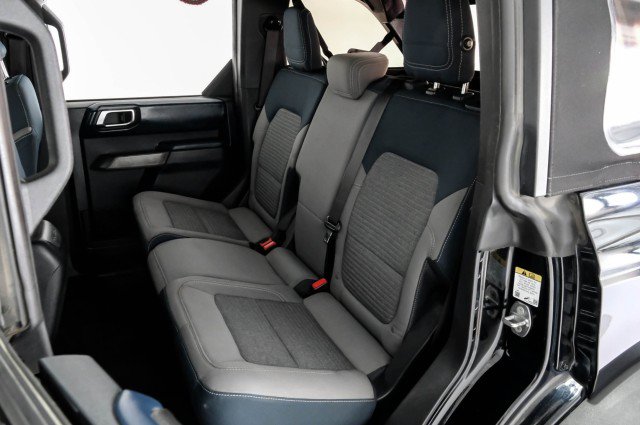 Used 2022 Ford Bronco Outer Banks w/ Sasquatch Package AWD/4WD image 47