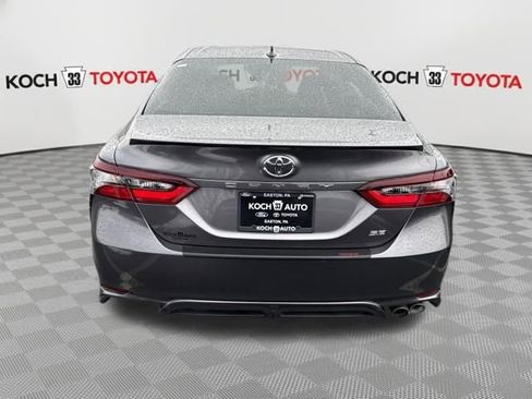 Used 2023 Toyota Camry SE image 7