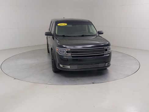 Used 2019 Ford Flex Limited w/ Limited Appearance Package AWD/4WD image 11