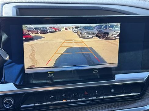 Used 2022 Chevrolet Silverado 1500 LT image 22