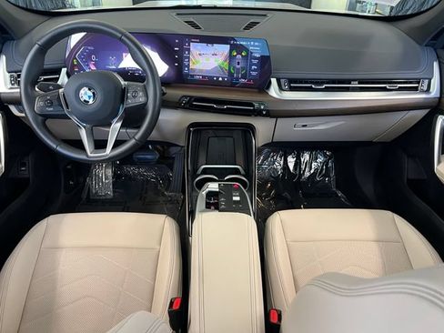 Used 2025 BMW X1 xDrive28i w/ Convenience Package AWD/4WD image 43