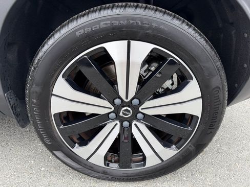 Used 2023 Volvo C40 P8 Recharge Plus w/ Protection Package Premier AWD/4WD image 50