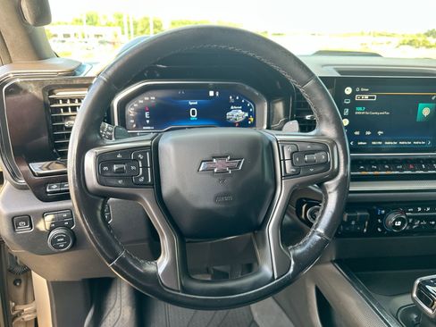 Used 2022 Chevrolet Silverado 1500 ZR2 w/ Technology Package image 14