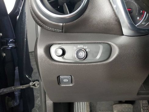 Certified 2022 Chevrolet Blazer LT FWD image 28