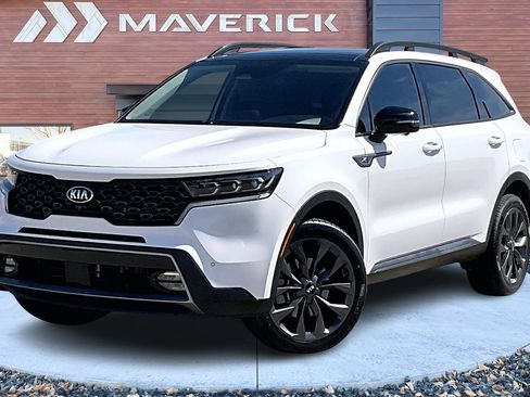 Used 2021 Kia Sorento SX Prestige image 3