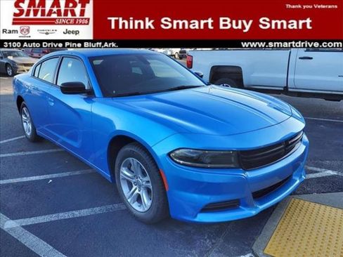 Used 2023 Dodge Charger SXT image 1