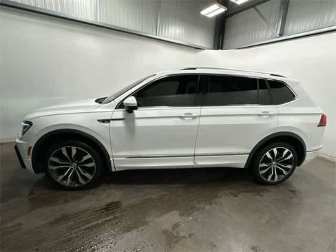 Certified 2020 Volkswagen Tiguan SEL Premium R-Line image 2
