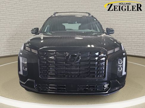 Used 2025 Hyundai Palisade Calligraphy AWD/4WD image 2