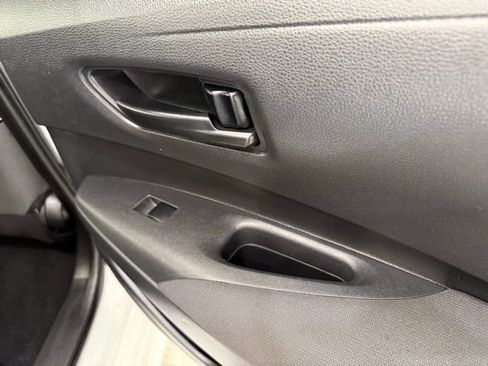 Used 2024 Toyota Corolla LE image 22