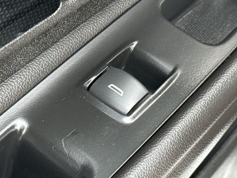 Certified 2023 GMC Terrain AT4 w/ Infotainment Package II AWD/4WD image 30