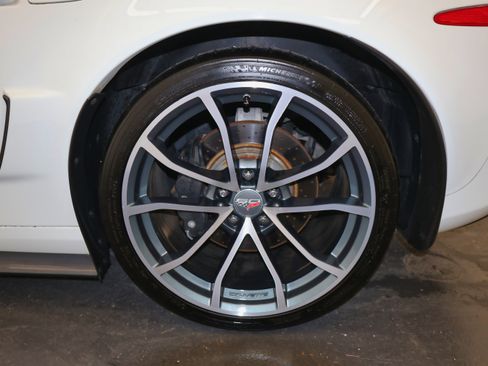 Used 2013 Chevrolet Corvette 427 w/ 1SC Preferred Equipment Group image 38