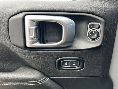 Certified 2023 Jeep Wrangler Sahara image 20