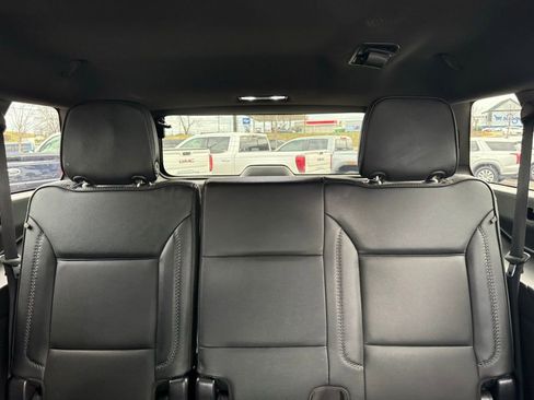 Used 2023 GMC Yukon XL Denali image 31