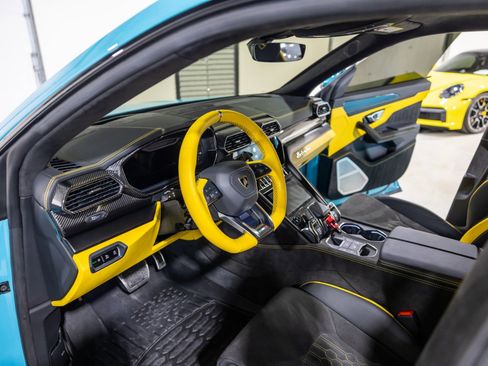 Used 2024 Lamborghini Urus S image 40