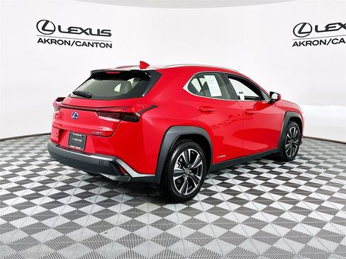 Used 2021 Lexus UX 250h w/ Premium Package image 9