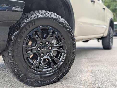 Used 2026 Chevrolet Silverado 1500 ZR2 AWD/4WD image 35