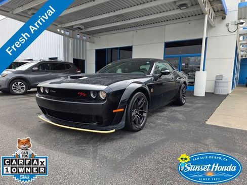 Used 2022 Dodge Challenger R/T Scat Pack RWD image 1