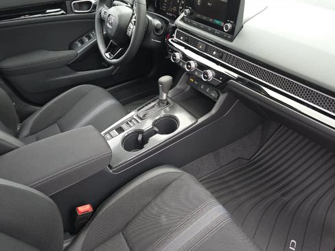 New 2026 Honda Civic Sport image 17