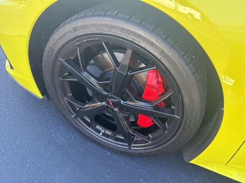 Used 2020 Chevrolet Corvette Stingray Preferred Cpe w/ 2LT Preferred Equipment Group image 13