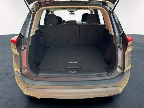 Used 2023 Nissan Rogue SV image 7
