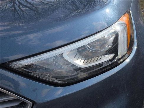 Used 2019 Ford Edge SEL w/ Equipment Group 201A image 2