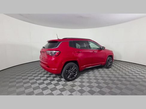 Used 2022 Jeep Compass Limited AWD/4WD image 39