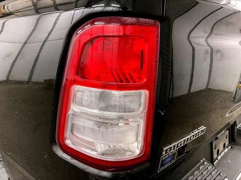 Used 2019 RAM 1500 Big Horn AWD/4WD image 29