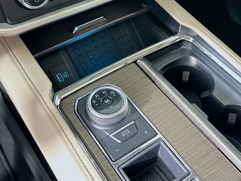 Used 2024 Ford Expedition Max Limited image 25