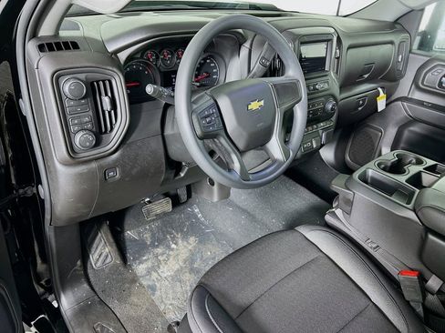 New 2026 Chevrolet Silverado 2500 Custom w/ Custom Value Package image 9