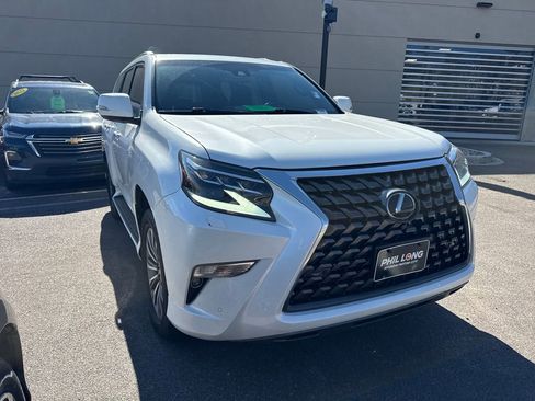 Used 2020 Lexus GX 460 Luxury w/ Off Road Package AWD/4WD image 7