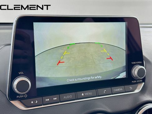 Used 2025 Nissan Sentra SV FWD image 20