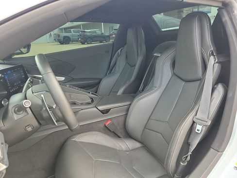 Used 2023 Chevrolet Corvette Stingray Convertible w/ Battery Protection Package RWD image 9