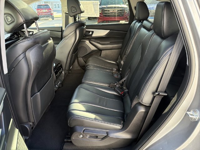 Used 2023 Acura MDX w/ Technology Package AWD/4WD image 32