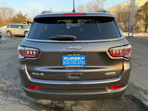 Used 2018 Jeep Compass Latitude w/ Popular Equipment Group image 6