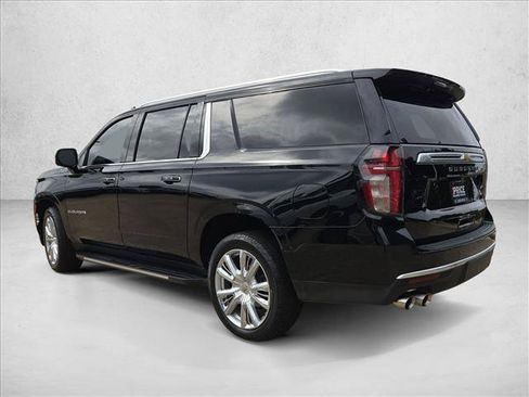 Used 2021 Chevrolet Suburban High Country AWD/4WD image 7