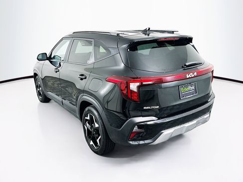 Used 2025 Kia Seltos S image 5