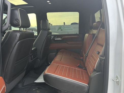 Used 2024 GMC Sierra 3500 Denali Ultimate image 14