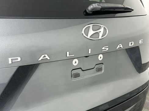 Used 2022 Hyundai Palisade Calligraphy w/ Winter Package image 29